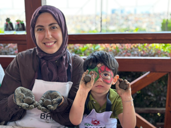 Atalık Tohumlarla Geleceğe Adım: Ayvansaray Bahçe'de Vatandaşlarımızla Lif Kabağı Çimlendirme Etkinliği