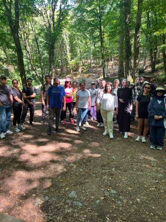 Vatandaşlarımız, Kadın ve Aile Birimimizin Belgrad Ormanı'ndaki Trekking Etkinliğiyle Doğayla Buluştu