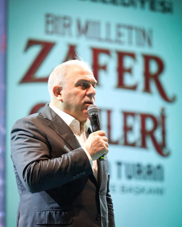 27. Dönem Bakanımız Mustafa Varank, Başkan Turan ve İstanbul İl Başkanı Abdullah Özdemir, Bir Milletin Zafer Günleri'nde Topkapı Kaleiçi'nde Buluştu
