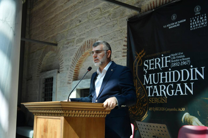 Şerif Muhiddin Targan'ın Sanat Mirasını Buluşturan Sergi, Bakan Yardımcısı Yılmaz, Başkan Turan ve Bahadır Yenişehirlioğlu'nun Katılımıyla Açıldı