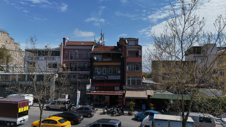 Edirnekapı'nın Çehresi Tarihî Dokuya Uygun Çalışmalarımızla Yenileniyor