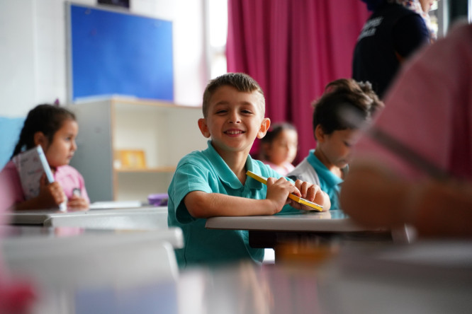 Halkla İlişkiler Ofisimizden İlkokul ve Anaokulu Öğrencilerimize Yeni Eğitim Öğretim Yılı Hediyesi