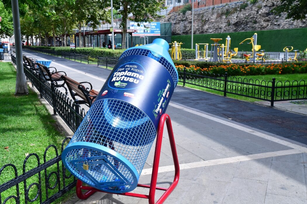 Plastik Şişe ve Kapak Atıklarını Ayrı Topluyoruz