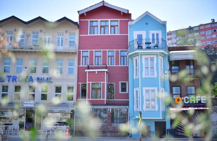 Haliç'te Renklerin Heyecanı İle 350 Cepheyi Yeniliyoruz