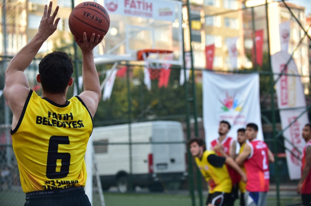 3x3 Sokak Basketbolu Turnuvası Heyecanı Sona Erdi