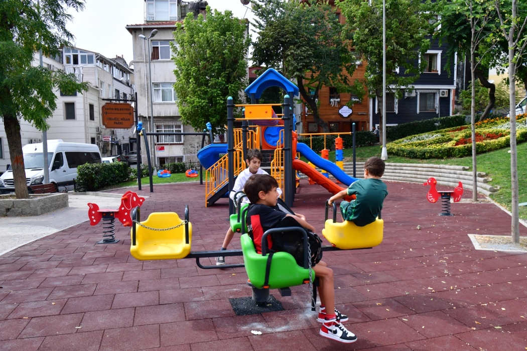 23 Nisan Parkımızı Yeniledik