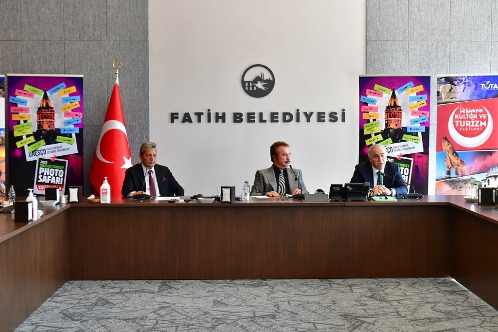 Orhan Gencebay'ı Fatih Sanat Merkezi'nde Misafir Ettik