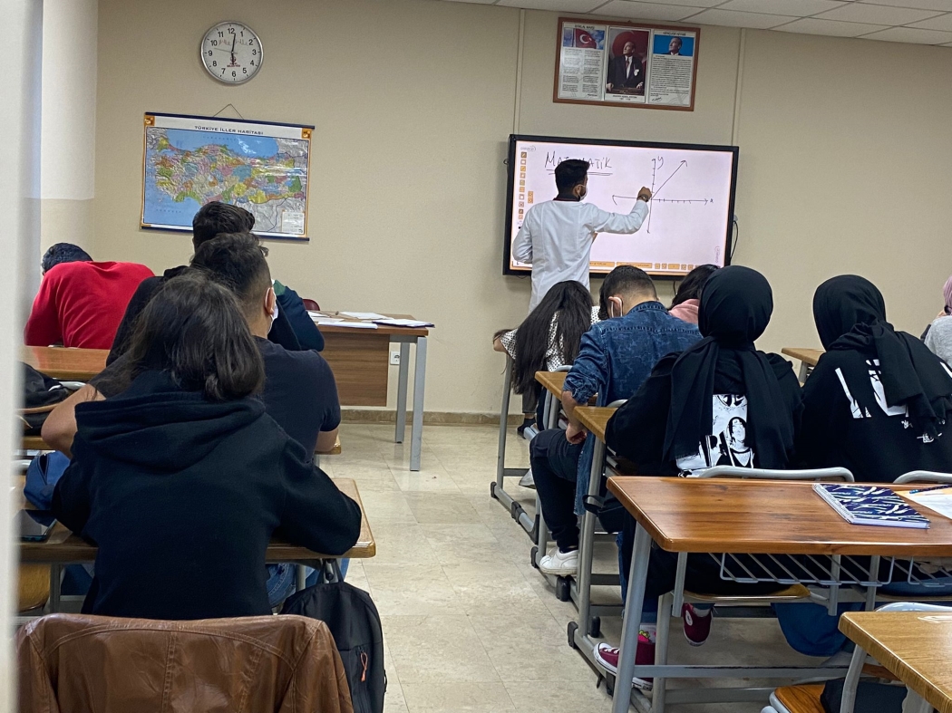 Bilgi Evlerimizde Üniversite Hazırlık Kursları Başladı