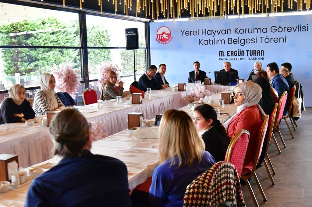 Yerel Hayvan Koruma Görevlileri Sertifikalarını Aldı