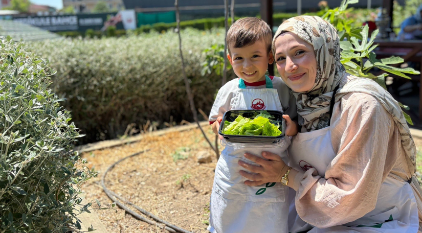 Yedikule Bahçe de Anneler ve Çocuklarımız İçin Salata Zamanı