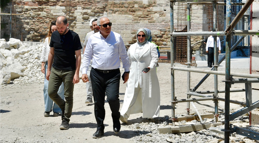 Başkan Turan, Bostancılar Tabhanesi Mescidi nde Devam Eden İhya Çalışmalarını Yerinde İnceledi