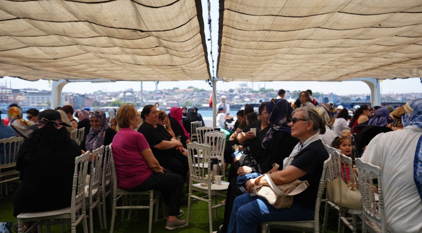 Kadın ve Aile Birimimizin Düzenlediği Boğaz Turlarıyla Boğaz'da Yazın Keyfi Yaşandı