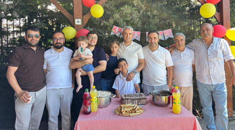 Yedikule Bahçe de Ailelerin Doğum Günü Kutlamaları Devam Ediyor Yedikule Bahçe de Ailelerin Doğum Günü Kutlamaları Devam Ediyor