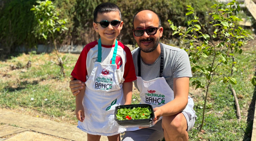 Yedikule Bahçe de Babalar ve Çocuklarımız İçin Salata Zamanı