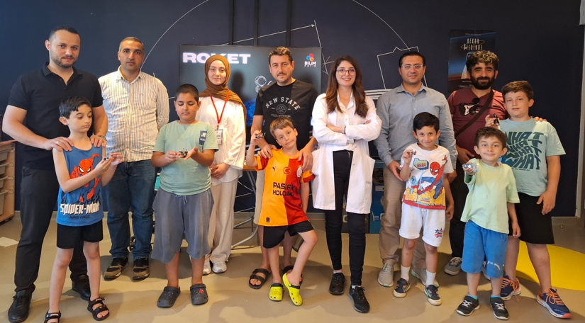 Bilim Fatih'te Çocuklarımız ve Velileriyle Uygulamalı Roket Tasarımı Programı