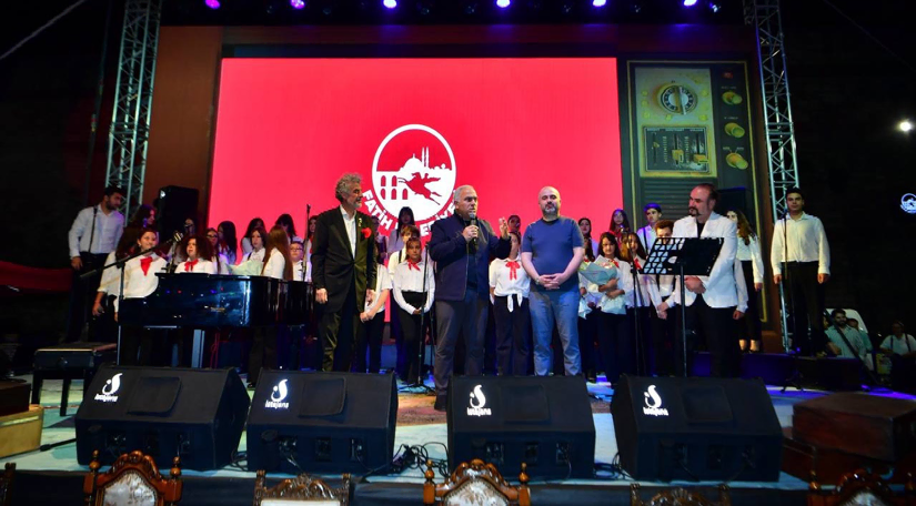 Başkan Turan, Topkapı Kaleiçi Meydanı nda Yoğun İlgi Gören Nostalji Günleri nde Hemşehrileriyle Buluştu