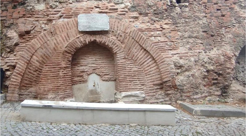 Kanuni Sultan Süleyman Çeşmesi Restorasyonun Ardından Yeniden Suyuna Kavuştu Kanuni Sultan Süleyman Çeşmesi Restorasyonun Ardından Yeniden Suyuna Kavuştu