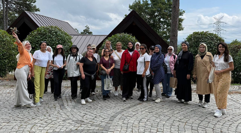 Kadın ve Aile Birimimizden Kemerburgaz Kent Ormanı nda Psikolog Eşliğinde “Sezgisel Yürüyüş” Etkinliği Kadın ve Aile Birimimizden Kemerburgaz Kent Ormanı nda Psikolog Eşliğinde “Sezgisel Yürüyüş” Etkinliği