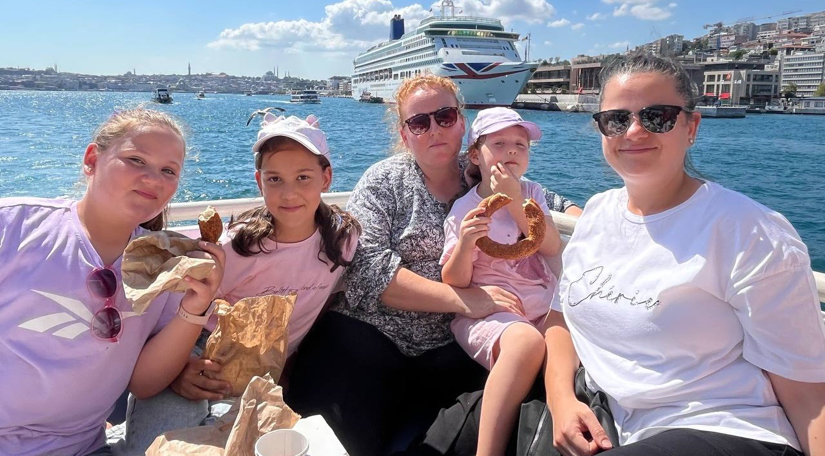 Kadın ve Aile Birimimizin Düzenlediği Boğaz Turlarıyla Yazın Keyfi Boğaz da Yaşanıyor Kadın ve Aile Birimimizin Düzenlediği Boğaz Turlarıyla Yazın Keyfi Boğaz da Yaşanıyor