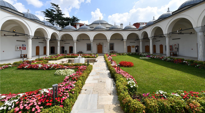 Medrese Davutpaşa da Yeni Dönem İçin Kayıtlar Başladı Medrese Davutpaşa da Yeni Dönem İçin Kayıtlar Başladı