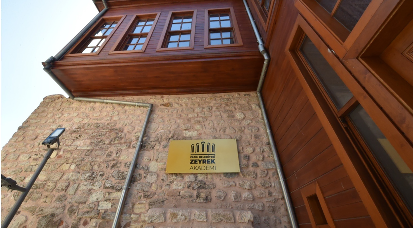 Zeyrek Akademi'de 2026-2027 Eğitim Dönemi Başlıyor: Kayıtlar 25 Eylül'e Kadar Devam Edecek