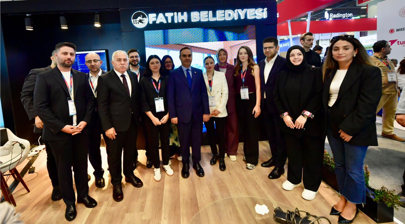 Bakan Kacır ve Başkan Turan, GITEX AI Türkiye 2026 da Fatih Belediyesi nin Yeni Nesil Belediyecilik Uygulamalarını Yerinde İnceledi Bakan Kacır ve Başkan Turan, GITEX AI Türkiye 2026 da Fatih Belediyesi nin Yeni Nesil Belediyecilik Uygulamalarını Yerinde İnceledi