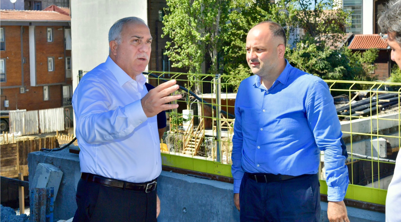 Başkan Turan, Karagümrük te 900 Öğrencimize Hizmet Verecek Neslişah Sultan İlkokulundaki Çalışmaları Yerinde İnceledi Başkan Turan, Karagümrük te 900 Öğrencimize Hizmet Verecek Neslişah Sultan İlkokulundaki Çalışmaları Yerinde İnceledi