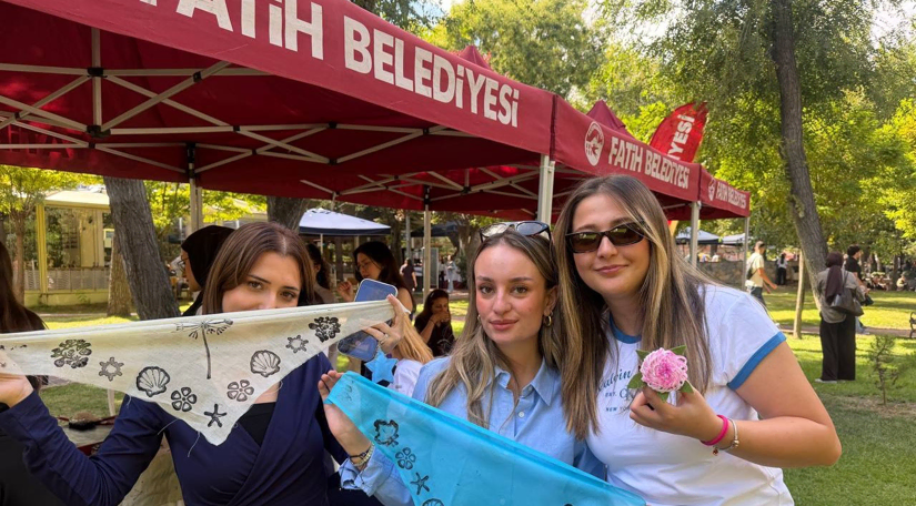 KARINCA El Emeği Eğitim Birimimiz Bezmialem Oryantasyonunda Gençlerimizle Beş Farklı Atölyede Buluştu