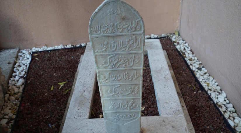 Es-Seyid Mehmed Efendi Kabri Restore Edildi Es-Seyid Mehmed Efendi Kabri Restore Edildi