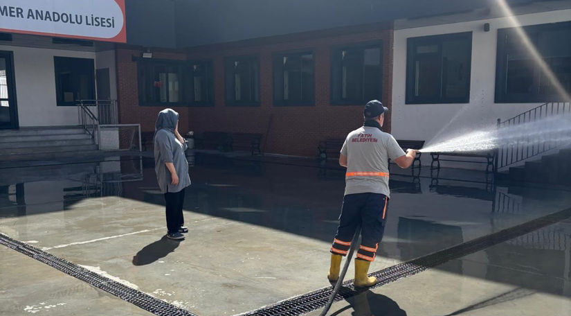 Yeni Eğitim Öğretim Döneminde Okullarımızda Temizlik Çalışmalarımız Sürüyor Yeni Eğitim Öğretim Döneminde Okullarımızda Temizlik Çalışmalarımız Sürüyor