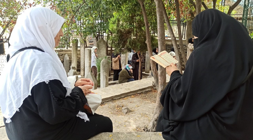 Kadın ve Aile Birimimizin Türbe Gezileriyle Vatandaşlarımız İstanbul un Manevi Mirasını Keşfediyor Kadın ve Aile Birimimizin Türbe Gezileriyle Vatandaşlarımız İstanbul un Manevi Mirasını Keşfediyor