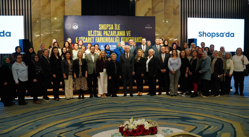 Vali Gül, İş İnsanı Demet Sabancı Çetindoğan ve Türkan Şoray, KARINCA ve Shopsa nın E-Ticaret Konferansında Kadınlarla Buluştu Vali Gül, İş İnsanı Demet Sabancı Çetindoğan ve Türkan Şoray, KARINCA ve Shopsa nın E-Ticaret Konferansında Kadınlarla Buluştu