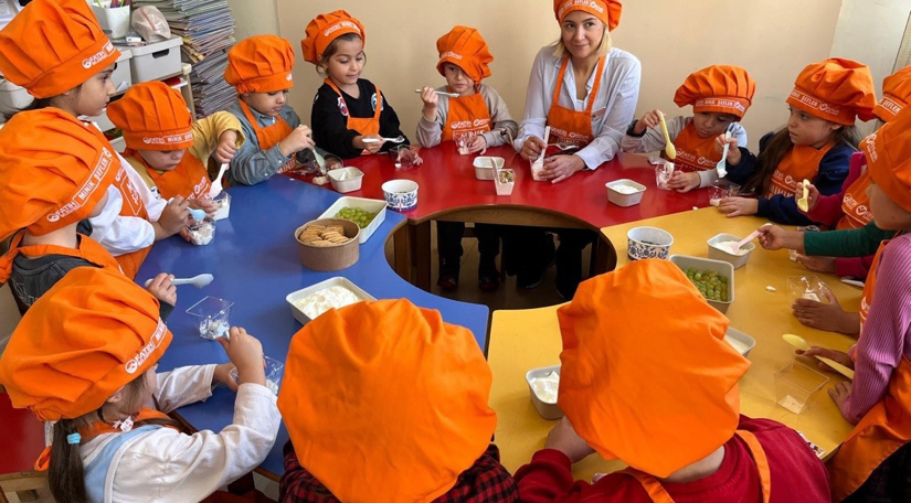 Özel Kocamustafapaşa Umut Eğitim Kurumları nda Minik Şeflerimiz Sağlıklı Tarifler Hazırladı