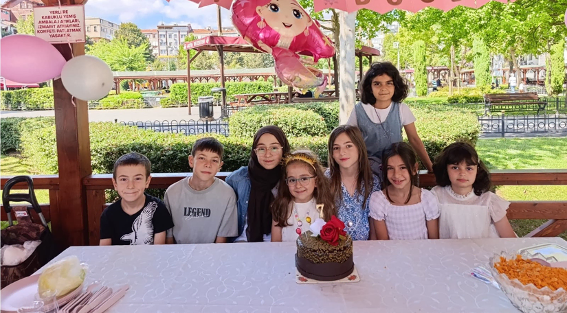 Millet Bahçelerimizde ve Yaşam Merkezlerimizde Doğum Günü Kutlamaları Devam Ediyor! Millet Bahçelerimizde ve Yaşam Merkezlerimizde Doğum Günü Kutlamaları Devam Ediyor!