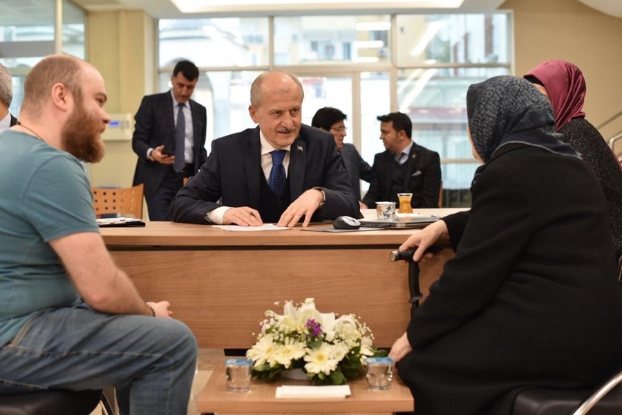 Fatih Belediyesi nde Her Hafta Halk Günü Fatih Belediyesi nde Her Hafta Halk Günü