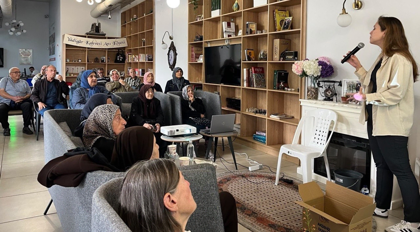Kadın ve Aile Birimimizden Medipol Hastanesi İş Birliğiyle Yadigâr Kahvesi nde Kıymetli Büyüklerimize Doğru Duruş ve Hareket Desteği