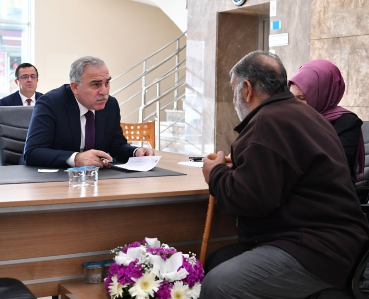 Başkan, Fatihlileri Halk Günü nde Misafir Etti