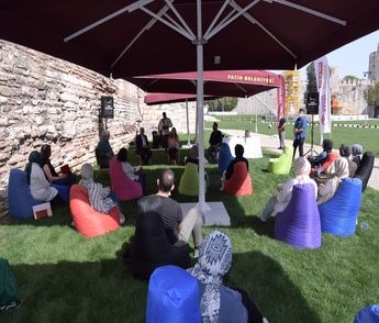 Başkan Turan Genç Mimarlarla Bir Araya Geldi Başkan Turan Genç Mimarlarla Bir Araya Geldi