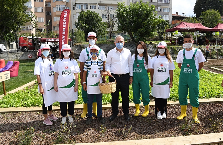 Yedikule Bahçe Kapılarını Kadınlara Açıyor