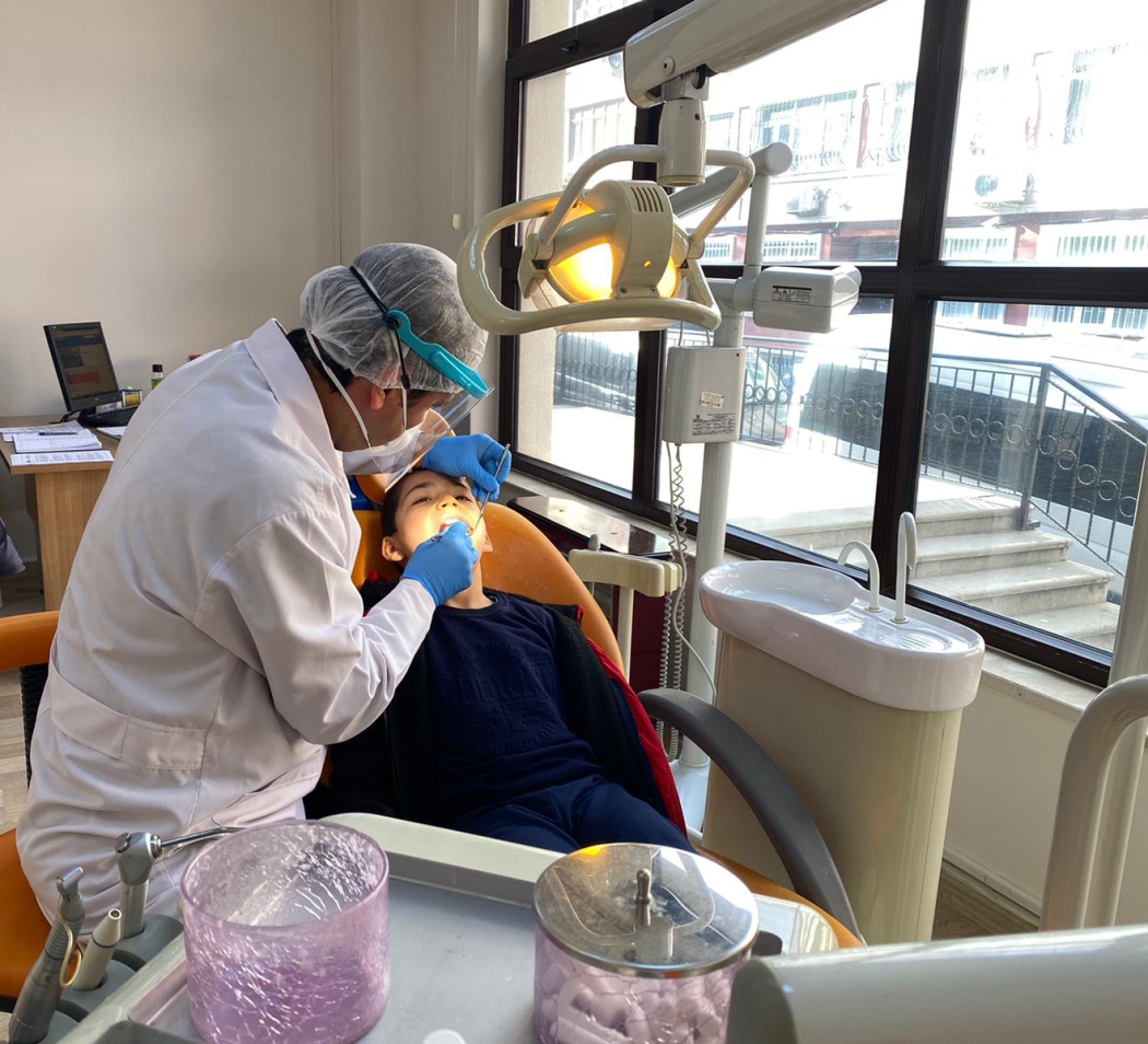 Çocuklarımızı Sağlıkla Gülümsetmeye Devam Ediyoruz Çocuklarımızı Sağlıkla Gülümsetmeye Devam Ediyoruz