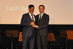 Fatih Belediyesi ne Bilişim Yıldızları İnovasyon 2016 Ödülü Fatih Belediyesi ne Bilişim Yıldızları İnovasyon 2016 Ödülü