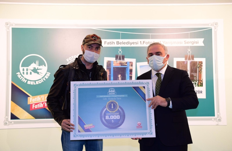 Fatih Belediyesi 1. Fotoğraf Yarışması nda Dereceye Girenler Ödüllerini Aldı Fatih Belediyesi 1. Fotoğraf Yarışması nda Dereceye Girenler Ödüllerini Aldı