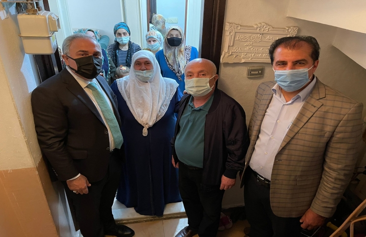 Başkan Turan Haseki Sultan Mahallesi Sakinleriyle Hasbihal Etti Başkan Turan Haseki Sultan Mahallesi Sakinleriyle Hasbihal Etti