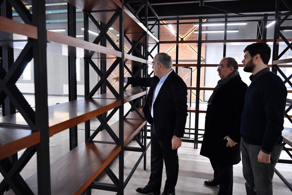 Kadırga Kütüphanesi Gün Sayıyor Kadırga Kütüphanesi Gün Sayıyor