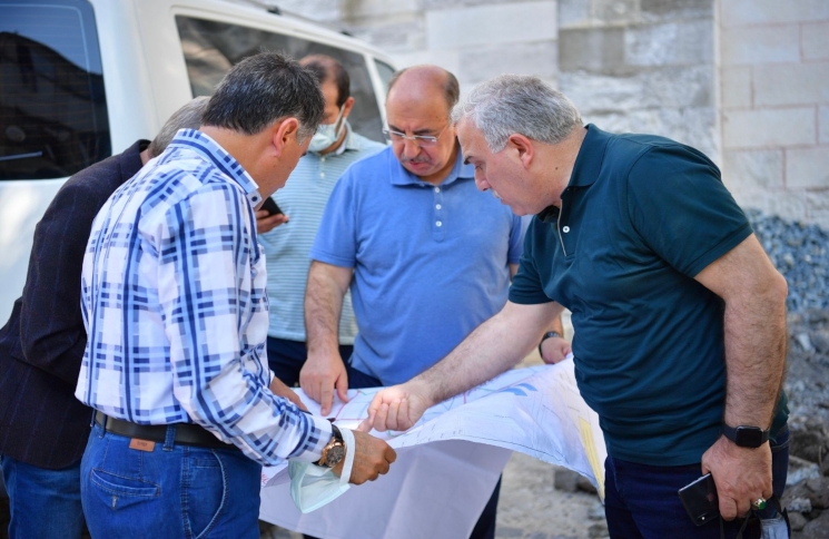 Başkan Turan Süleymaniye Bölgesi ndeki Yayalaştırma Çalışmalarını İnceledi