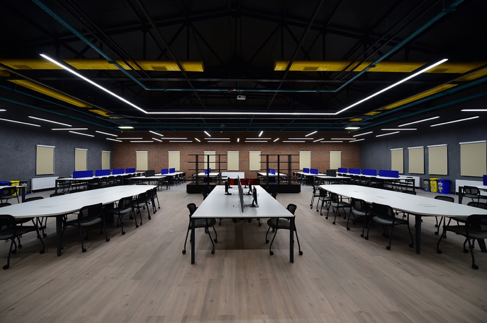 Kadırga Kütüphanesi Hizmette Kadırga Kütüphanesi Hizmette