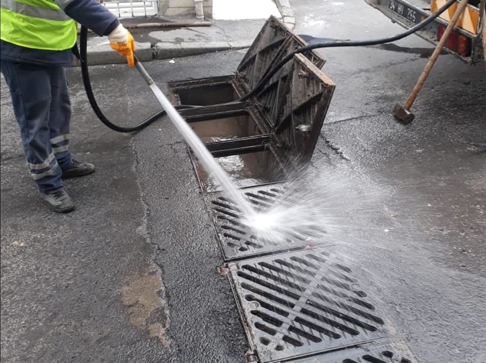 Mazgallar Temizleniyor Mazgallar Temizleniyor