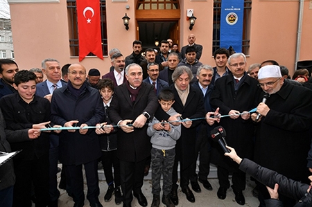 Restorasyonu Tamamlanan Tavaşi Süleyman Ağa Cami Yeniden İbadete Açıldı Restorasyonu Tamamlanan Tavaşi Süleyman Ağa Cami Yeniden İbadete Açıldı