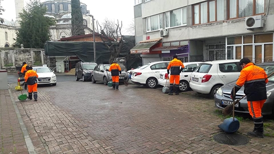 Tüm Cadde ve Sokaklar Süpürülüyor Tüm Cadde ve Sokaklar Süpürülüyor