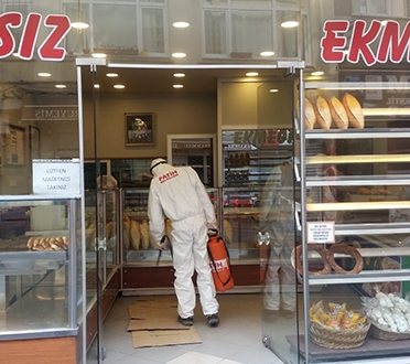 Fatih te Fırınlar Yeniden Dezenfekte Ediliyor Fatih te Fırınlar Yeniden Dezenfekte Ediliyor